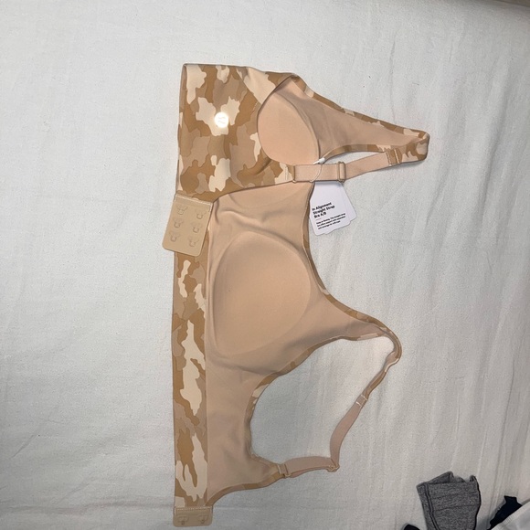 In alignment bra Lululemon - Picture 3 of 7